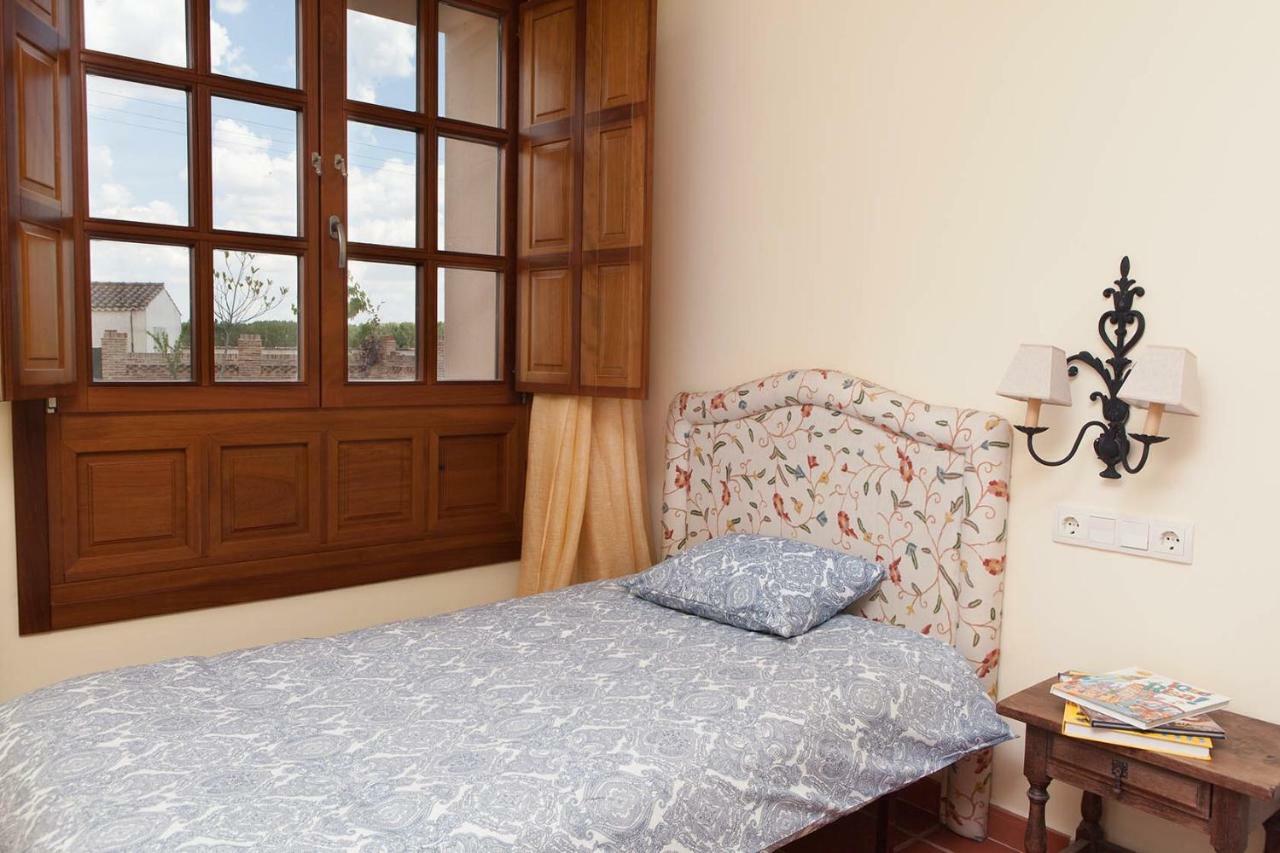 Casa Roble Pensionat Almenara de Tormes Exteriör bild