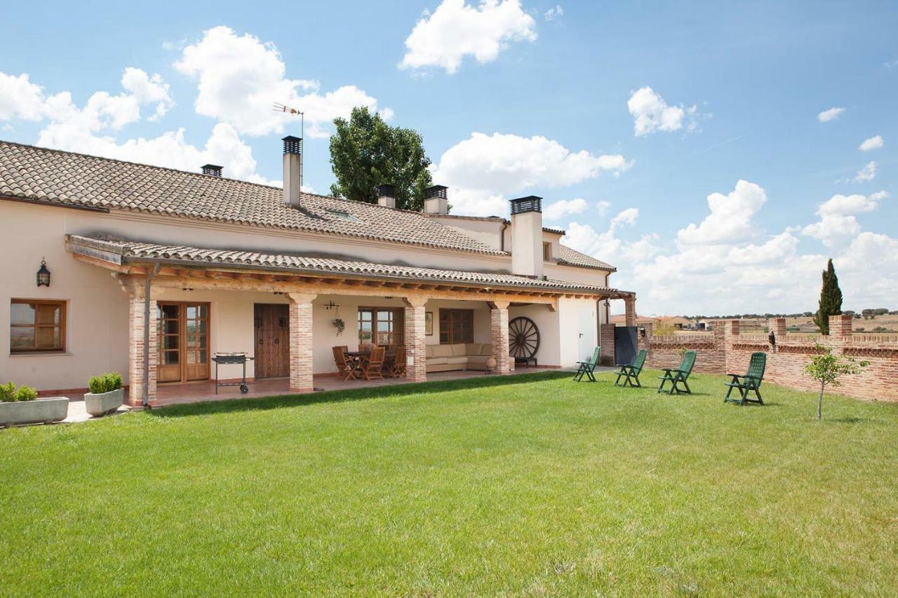 Casa Roble Pensionat Almenara de Tormes Exteriör bild
